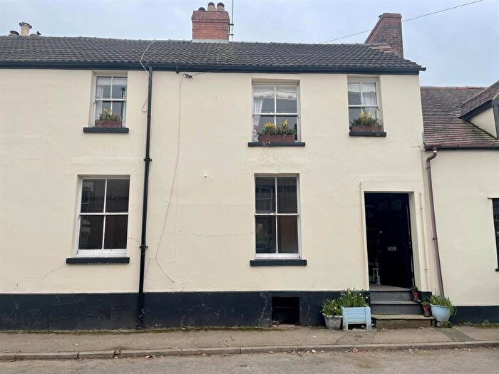 2 Bedroom Flat To Rent In Culver Street, Newent, Gloucestershire, GL18
