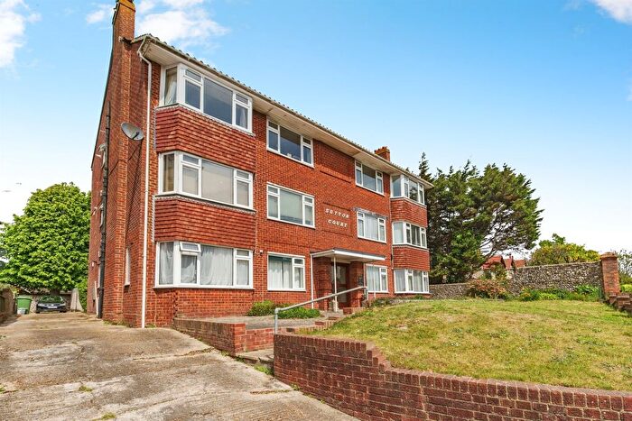 2 Bedroom Flat For Sale In Sutton Park Road, Seaford, BN25