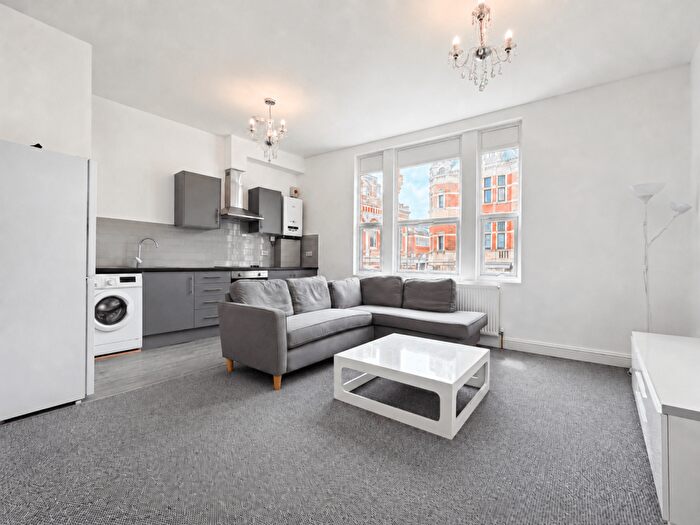 1 Bedroom Apartment To Rent In Leyton, By Coronation Gardens, E10