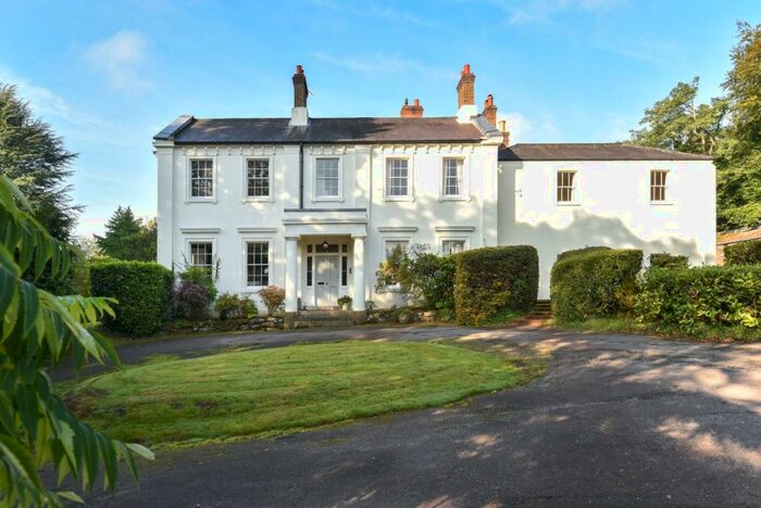 2 Bedroom Apartment To Rent In Rectory Lane Shere, GU5