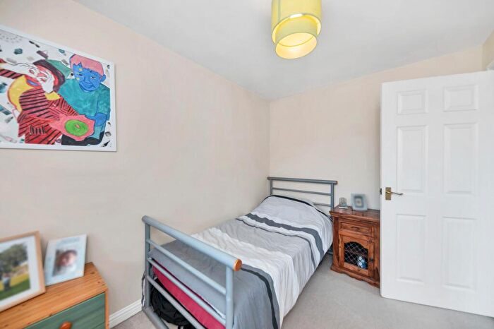 2 Bedroom End Of Terrace House For Sale In Redwing Rise, Royston, SG8