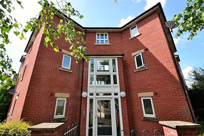 2 Bedroom Flat To Rent In Bankwell Street, Hulme, Manchester., M15