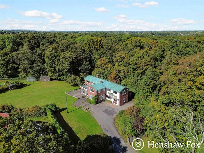 5 Bedroom Detached House For Sale In Woodlands Drive, Woodlands, Hampshire, SO40