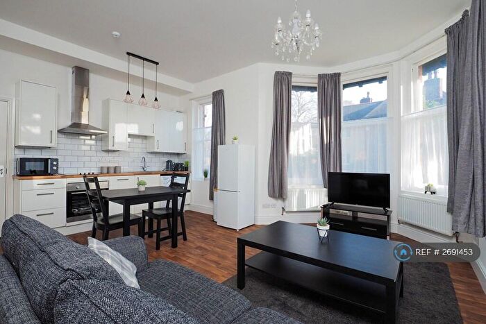 1 Bedroom Flat To Rent In Elberton House, Nottingham, NG5