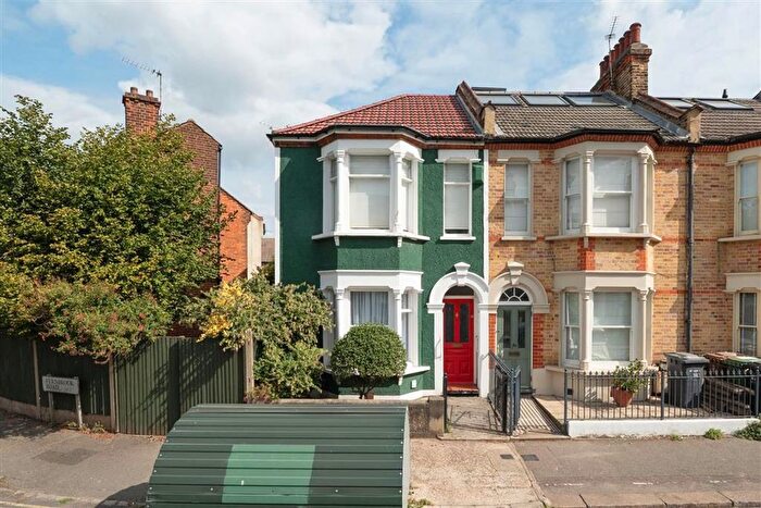 2 Bedroom Property For Sale In Fernbrook Road, Hither Green, SE13