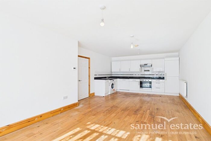 1 Bedroom Flat To Rent In Portland Road, South Norwood, SE25