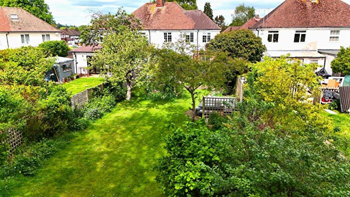 3 Bedroom Semi-Detached House For Sale In Boverton Drive, Brockworth, Gloucester, GL3