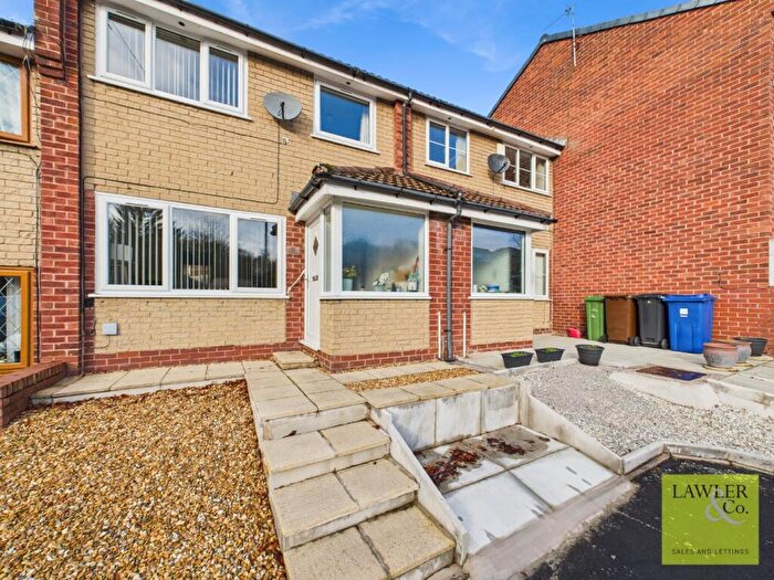 3 Bedroom Terraced House For Sale In Brookside Close, Hyde, SK14