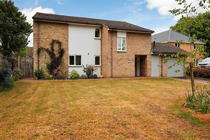 3 Bedroom Detached House For Sale In Heaton Close, Ely, CB7