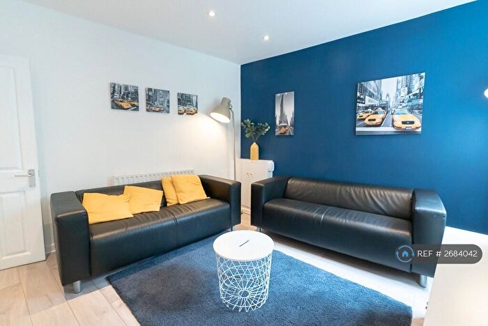 5 Bedroom Terraced House To Rent In Brickfield Road, Southampton, SO17