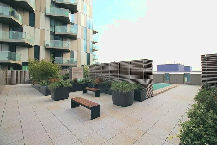 2 Bedroom Flat To Rent In Saffron Central Square / Wellesley Road, Croydon, CR0