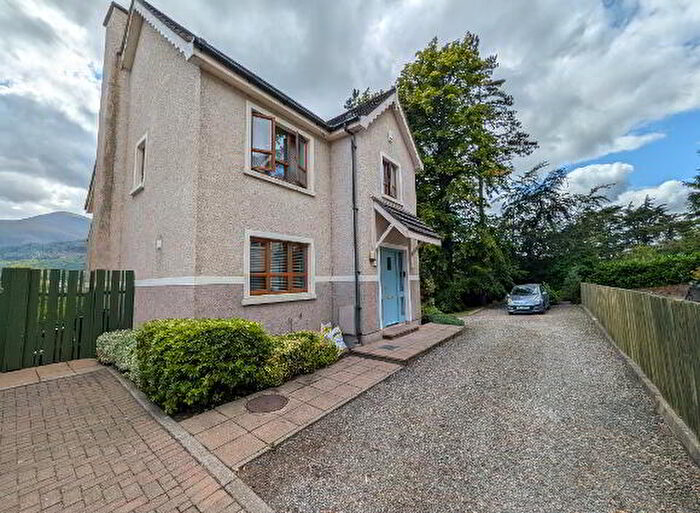 4 Bedroom Detached TownHouse For Sale In Rathcillan Court, Newcastle, BT33