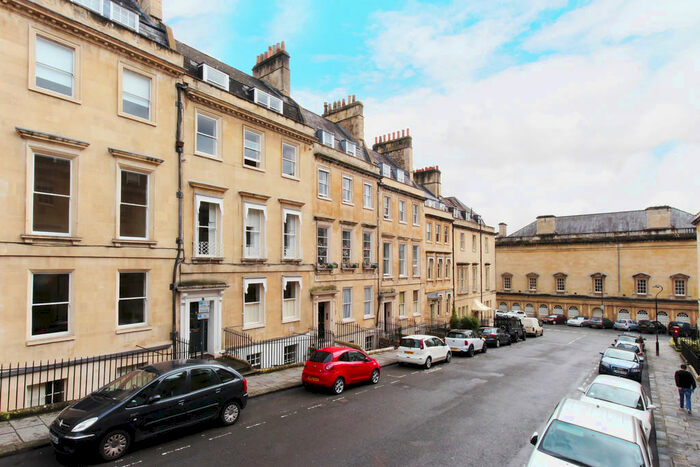 2 Bedroom Apartment To Rent In Russel Street, Bath, BA1