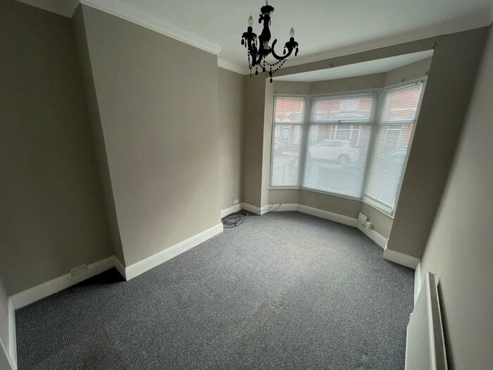 3 Bedroom Terraced House To Rent In Sidmouth Street, Hull, HU5