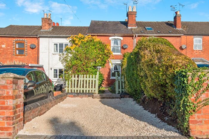 2 Bedroom Terraced House For Sale In Sandys Road, Worcester, Worcestershire, WR1
