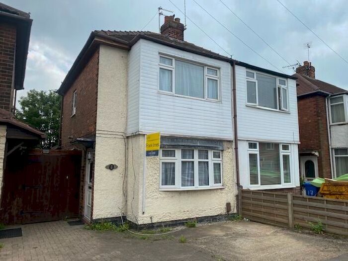 3 Bedroom House To Rent In Walton Road, Derby, DE21
