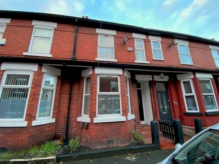 4 Bedroom Private Hall To Rent In Landcross Road, Fallowfield, Manchester, M14