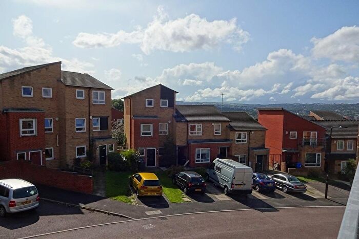 3 Bedroom House To Rent In Park Grange Court, Norfolk Park, Sheffield, S2