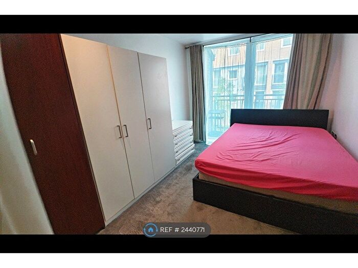 2 Bedroom Flat To Rent In Wooldridge Close, Feltham, TW14