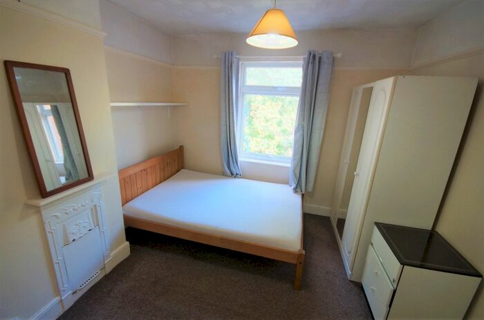 4 Bedroom End Of Terrace House To Rent In St. Georges Road, Stoke, Coventry, CV1