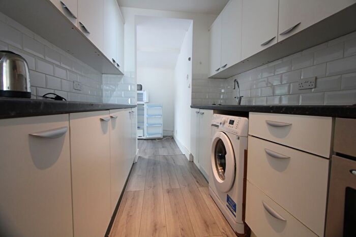 4 Bedroom Terraced House To Rent In Glenister Park Road, Streatham Vale, SW16