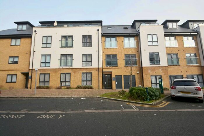 1 Bedroom Flat To Rent In Lord Street, Watford, WD17