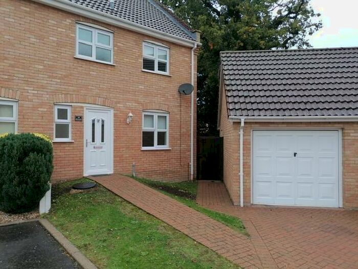 3 Bedroom House To Rent In Bluebell Close, Watton, Thetford, IP25
