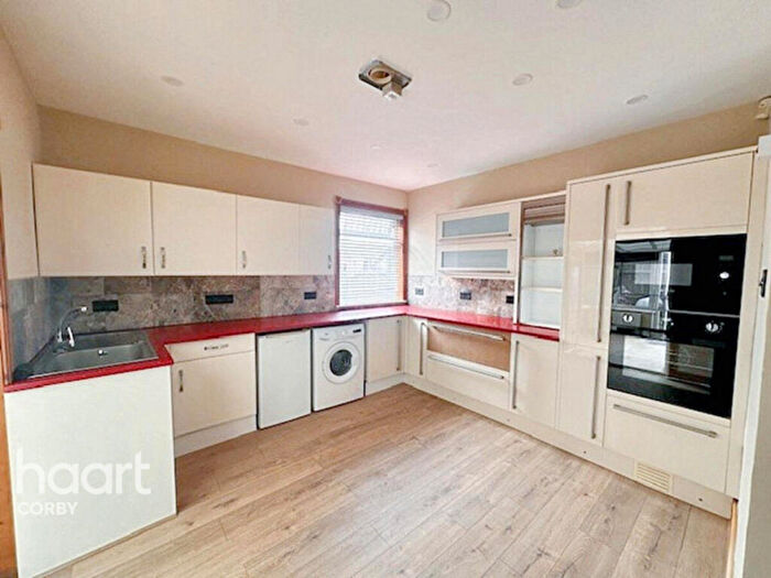 3 Bedroom Detached House For Sale In Lawson Street, Kettering, NN16