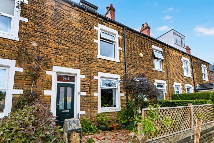 3 Bedroom Town House For Sale In Eshald Place, Woodlesford, Leeds, West Yorkshire, LS26