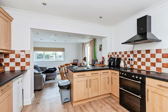 2 Bedroom Terraced Bungalow For Sale In Grounds Avenue, March, PE15