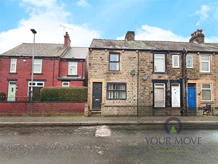 3 Bedroom End Terrace House For Sale In Welbeck Street, Barnsley, S75