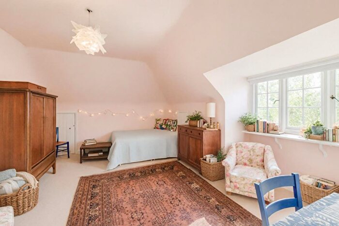 Studio To Rent In Belsize Lane, Belsize Park, NW3