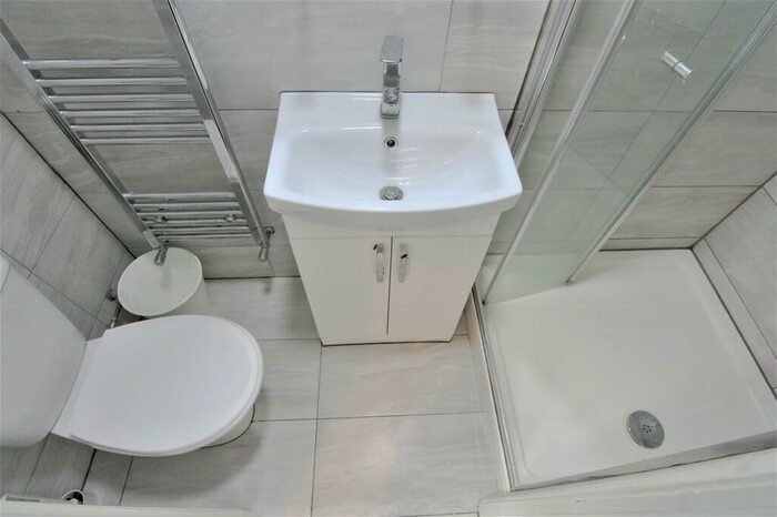 5 Bedroom Terraced House To Rent In Langwood Close, Coventry, CV4