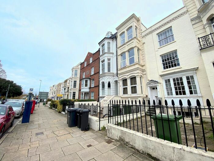 6 Bedroom Terraced House To Rent In Landport Terrace, Portsmouth, PO1