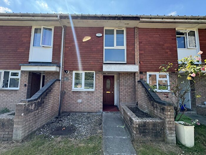 2 Bedroom Terraced House To Rent In Granville Close, Croydon, CR0