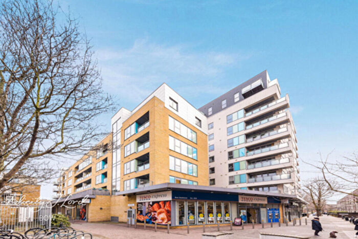 1 Bedroom Apartment To Rent In Guglielmo Marconi Mews, London, E3