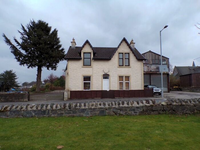 2 Bedroom Flat To Rent In Rankins Brae, Sandbank, Dunoon, Argyll And Bute, PA23