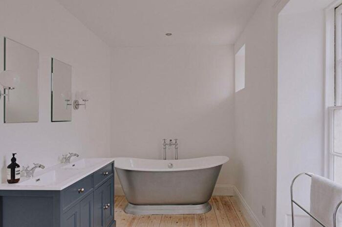 7 Bedroom Detached House To Rent In Bishops Road, Claverham, BS49