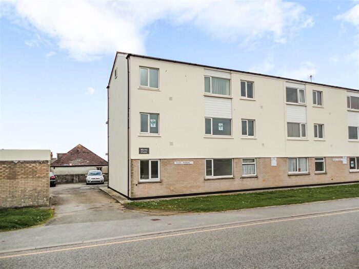 2 Bedroom Flat To Rent In Wheal Leisure, Perranporth, TR6