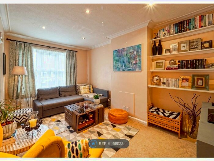 2 Bedroom Terraced House To Rent In Derinton Road, London, SW17