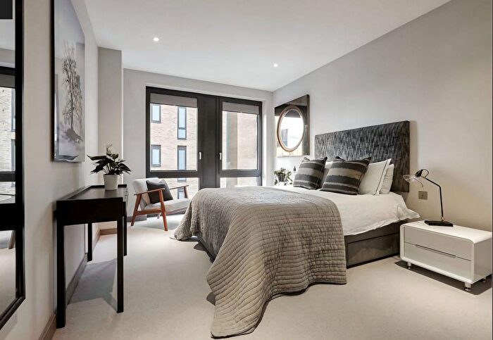 1 Bedroom Flat For Sale In Cummings House, Chivers Passage, SW18