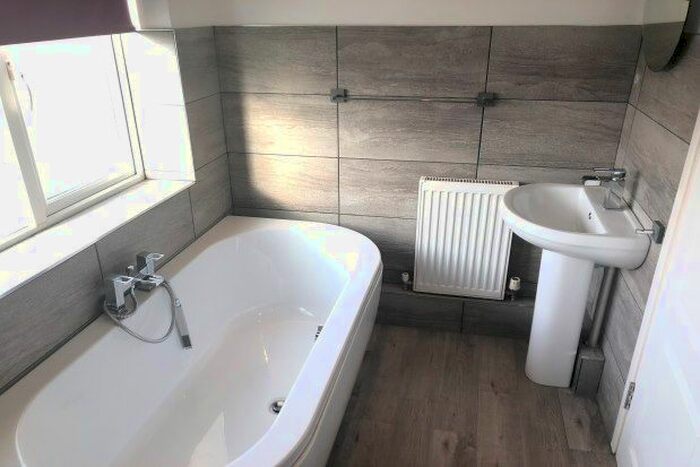 1 Bedroom Flat To Rent In Woodmanhurst Road, Stanford-Le-Hope, SS17