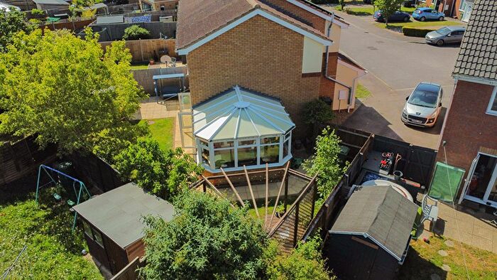 3 Bedroom Semi-Detached House For Sale In The Finches, Sandy, SG19