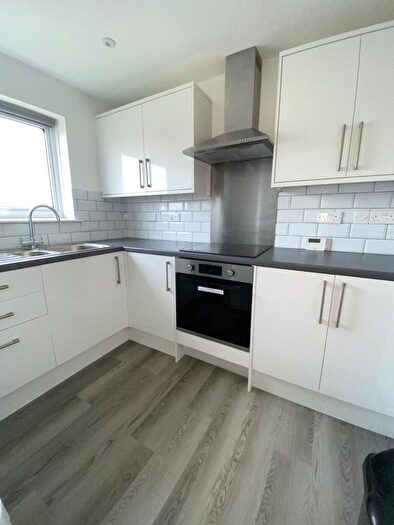 3 Bedroom Apartment To Rent In Calcraft Mews, Canterbury, CT1