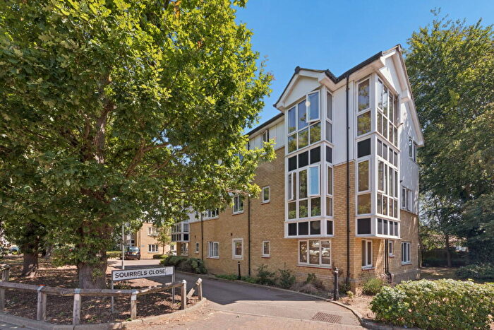 2 Bedroom Flat For Sale In Squirrels Close, Swanley, BR8