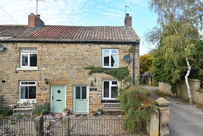 1 Bedroom Cottage To Rent In Main Street, Kirkby Malzeard, HG4