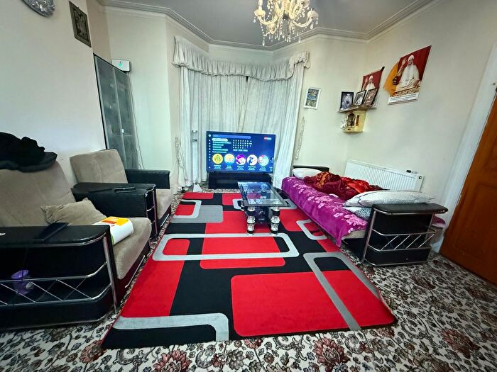 4 Bedroom Terraced House To Rent In Rutland Road, Ilford, IG1