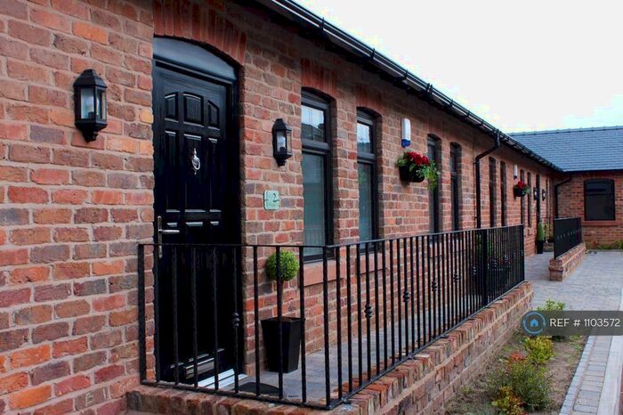 2 Bedroom Flat To Rent In Tillerman Court, Liverpool, L13