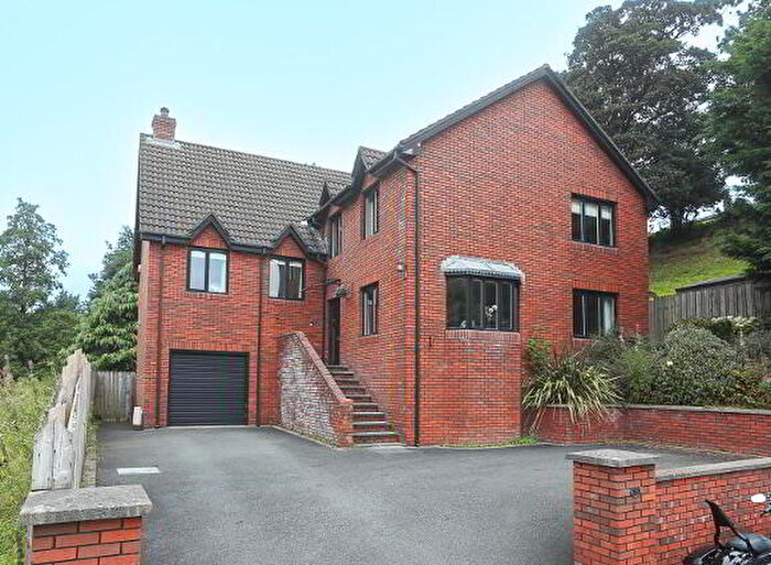 4 Bedroom Detached House For Sale In Finchley Vale, Belfast, BT4