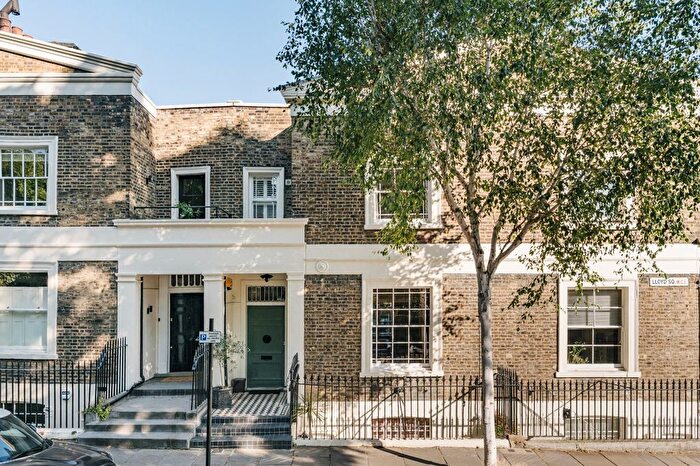 3 Bedroom Terraced House For Sale In Lloyd Square, London, WC1X